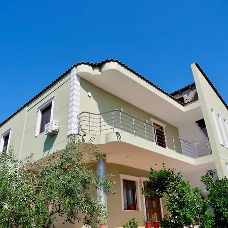 住宿加早餐酒店 Cozy For Three *